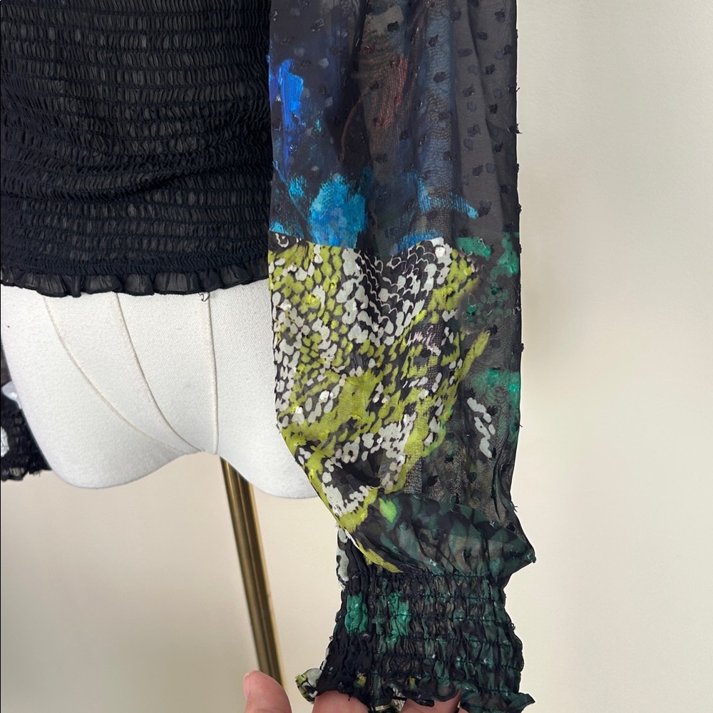 DESIGUAL Sheer Black Floral Sleeve Top size small - Picture 5 of 12